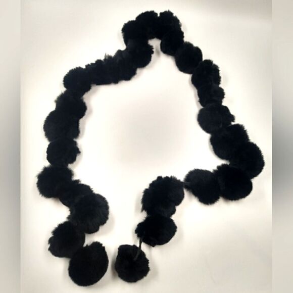 Vintage Fur Ball Black Scarf Winter Women's Accessories - Picture 10 of 10